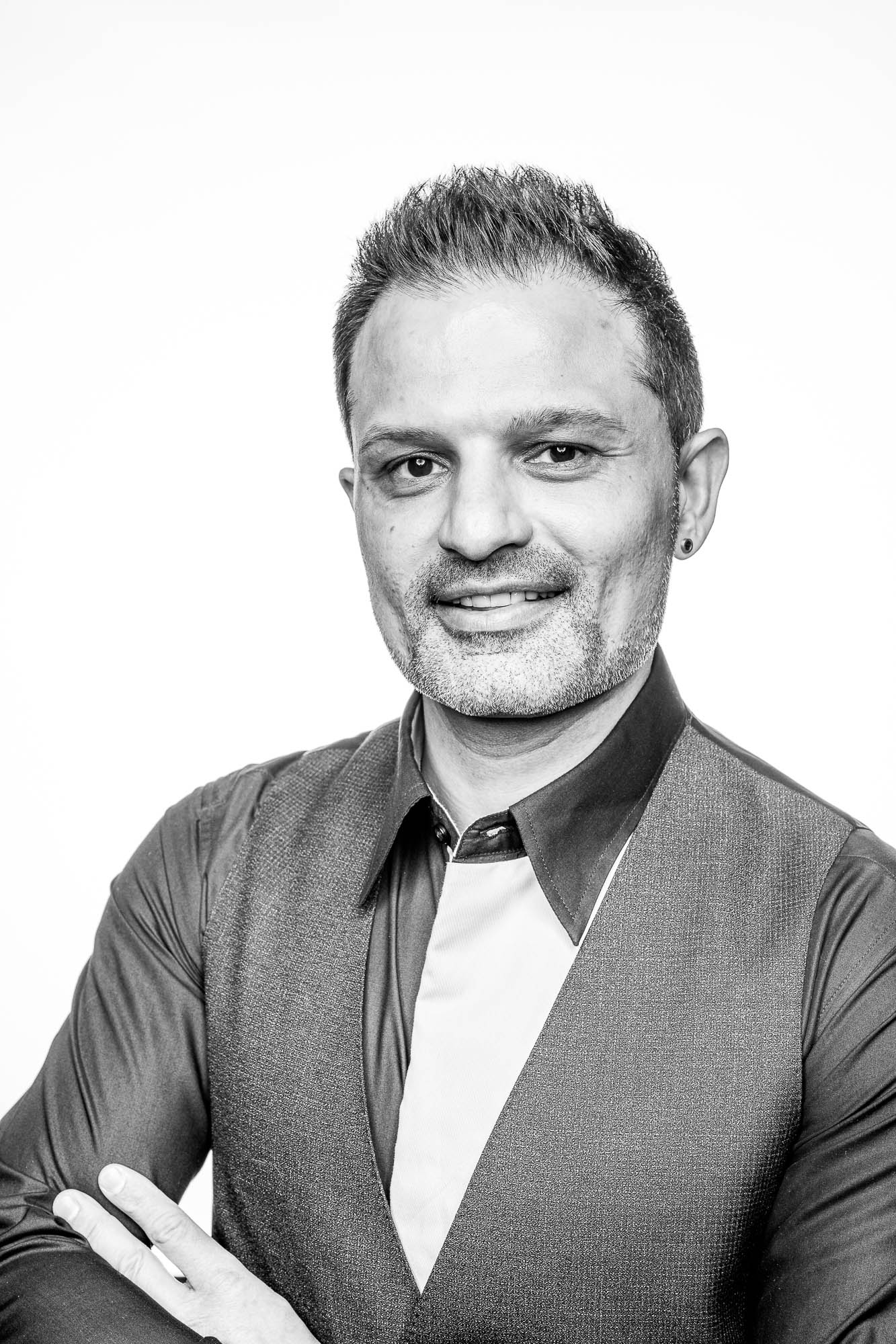 Export x3 Headshot  06375 Dez 01 2019 Headshots 2019  Miro Nicole Nadine